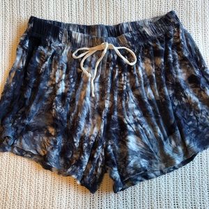 Tie Dye shorts✌🏻